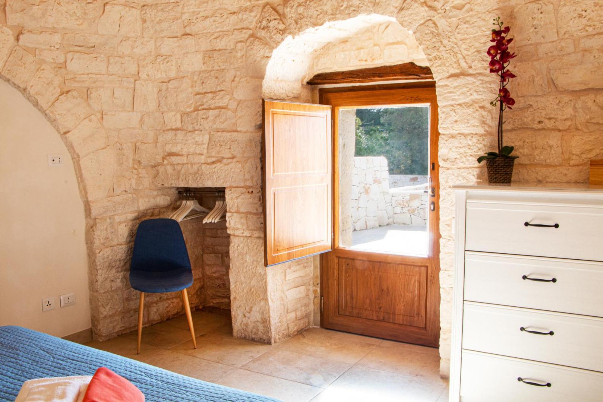 Villa With Trullo And Pool, Alberobello Dış mekan fotoğraf